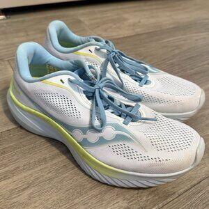 Women's Saucony Kinvara 15 size 8 B Regular Width Running/Walking shoes